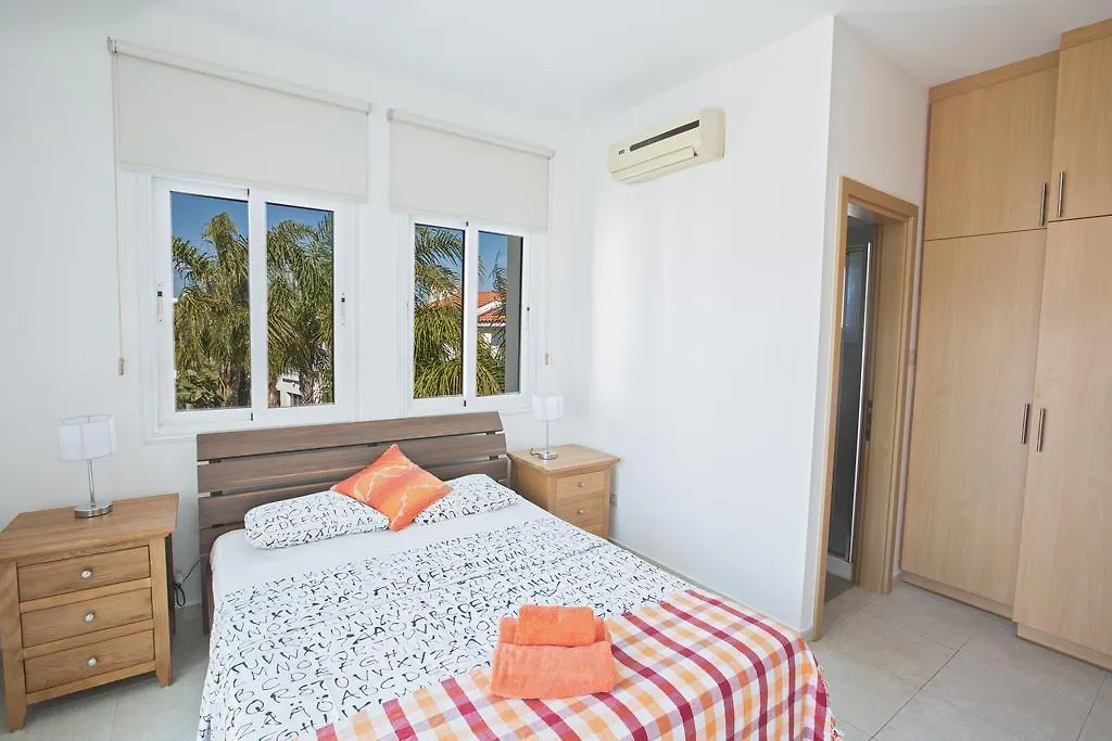 Halle Villa Protaras