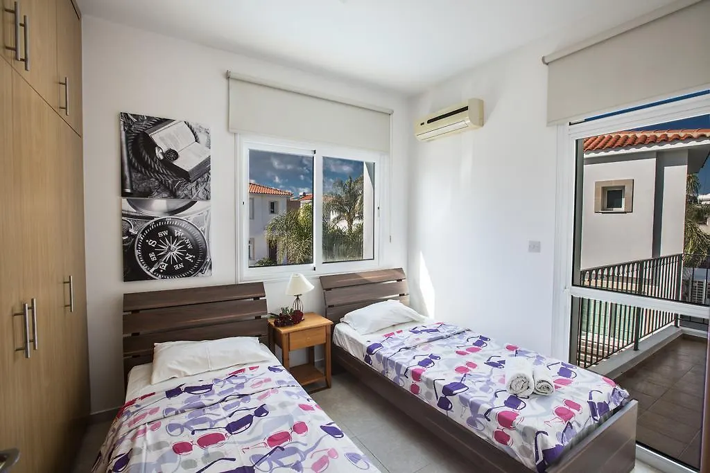 Halle Villa Protaras