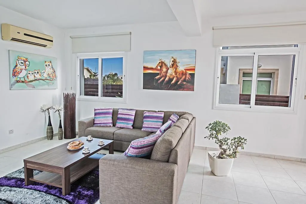 Halle Villa Protaras Cipro